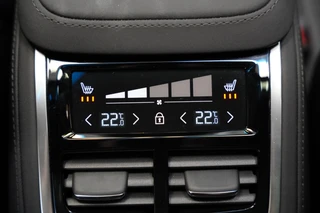 Volvo XC90 2.0 T8 Plug-in hybrid AWD Ultra Dark  Panoramadak Bowers & Wilkins Leder Memory 360 Camera 7 Persoons / 31