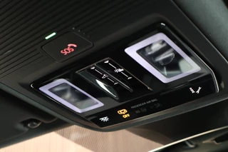 Audi Q4 Sportback e-tron 40 S edition 77 kWh SOH 93% Trekhaak Camera HUD Sonos Panoramadak Stoelverwarming Navigatie S-Line / 45