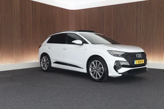Audi Q4 e-tron 40 Launch edition S Competition 204pk 77 kWh SOH 87% Trekhaak Camera Leder Keyless Stoelverwarming ACC Panoramadak S-Line / 14
