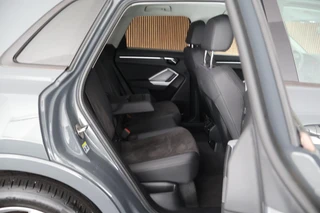 Audi Q3 35 TFSI 150pk S-Tronic Advanced LED Koplampen Stoelverwarming Trekhaak ACC Parkeersensoren / 12