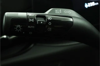 Kia Niro EV Edition Advanced 64.8 kWh - Stoel-/Stuurverwarming - Apple Carplay/Android Auto - Adaptieve Cruise Control - Fabrieksgarantie t/m 2031 / 25