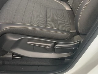 Honda Jazz 1.5 e:HEV Advance Crosstar automaat uit 2025  Rijklaar + fabrieksgarantie Henk Jongen Auto's in Helmond,  al 50 jaar service zoals 't hoort! / 33