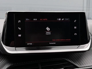 Peugeot 2008 1.2 PT Allure | 130 PK | Trekhaak | Navigatie | NL-Auto | Parkeersensoren | Climate Control | / 21