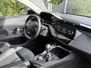 Peugeot 308 SW Allure Pack Business 1.2 PureTech 130PK Navigatie, Achteruitrijcamera, Stoel & Voorruitverwarming, Keyless, Apple Carplay, Android Auto / 16