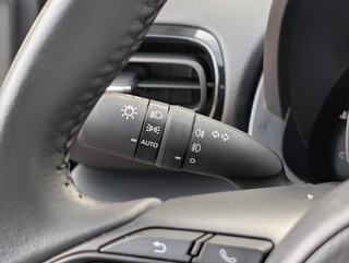 Toyota Yaris 1.5 Hybrid 115 Dynamic LED-VERLICHTING KEYLESS PRIVACY GLASS / 15