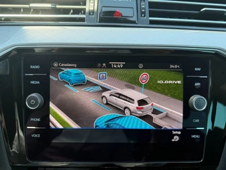 Volkswagen Passat Variant 1.4 TSI PHEV GTE * Trekhaak * AUTOMAAT * Parkeercamera * Head-up Display * / 28