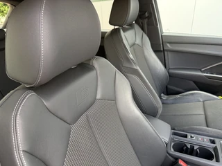 Audi Q3 45 TFSI e Hybrid 245pk S edition S-line Keyless | Camera / 35