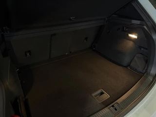 Volkswagen Tiguan 1.5 TSI R-Line Pano Head-up Trekhaak VOL! / 51