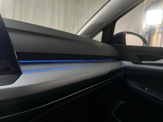 Volkswagen Golf 1.0 TSI 110pk Life Sfeerverlichting Navigatie Camera App-Connect / 18