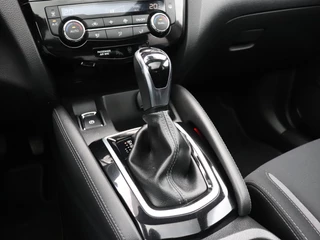 Nissan Qashqai 1.2 Acenta | AUT. | PANO | TREKHAAK | CAMERA | STOELVERW. | CRUISE | NAVI | / 24
