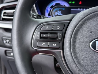 Kia Niro 1.6 GDi Hybrid DynamicPlusLine  - Stoel / Stuurwielverwarming - Climate Control - ACC - Trekhaak - Achteruitrijcamera - Fabrieksgarantie tot 02-2028 / 27