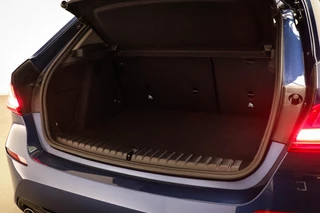 BMW 1-serie 118i Business Edition | SPORT LINE | PANORAMADAK | SPORTSTOELEN | DAB | APPLE / 14