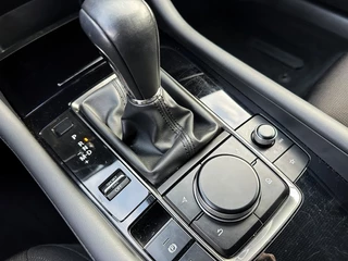 Mazda 3 2.0 SkyActiv-G / 23