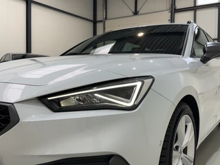 SEAT Leon Sportstourer 1.0 eTSI 110pk DSG FR Leder | Trekhaak | Beats Audio / 22