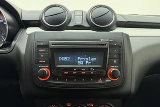 Suzuki Swift 1.2 Comfort Smart Hybrid 90pk | 5 Deurs | Airco | Radio CD | Bluetooth | Centrale Vergrendeling | 1e Eigenaar | Dealeronderhouden / 11