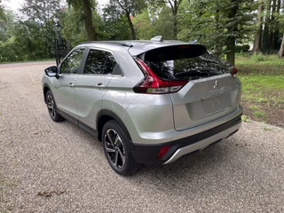 Mitsubishi Eclipse Cross 2.4 PHEV Intense / 10