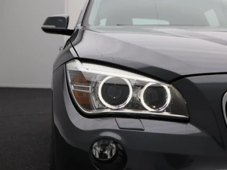 BMW X1 sDrive20i 183 Pk Automaat Executive | Trekhaak | Bi Xenon | Cruise Control | 17 Inch | 132.168 Km !! / 12