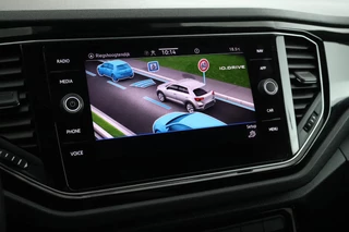 Volkswagen T-Roc 1.5 TSI 150pk DSG Sport Black Style Keyless Camera Virtual Cockpit Navigatie / 28