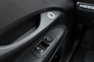 Fiat 500 1.0 Hybrid Icon | DEMO | Cruise control | Parkeersensoren | Hybride | Climate control / 21