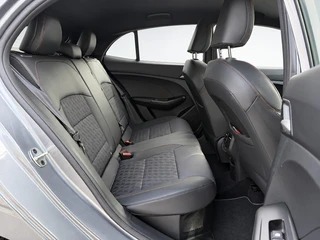MG MG3 Hybrid+ 1.5 Hybrid+ Luxury / 18
