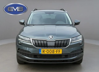 Skoda Karoq 1.5 TSI ACT Business Edition, trekhaak, stoelverwarming, navigatie, climaat controle / 10