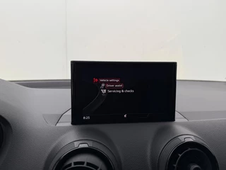 Audi Q2 1.4 TFSI CoD Design Pro Line Automaat | Stoelverwarming | Apple CarPlay | Parkeersensoren / 19