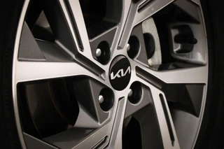 Kia Stonic 1.0 T-GDi MHEV GT-Line | LEDER | STUURVERWARMING | DAB | APPLE | CAMERA / 25