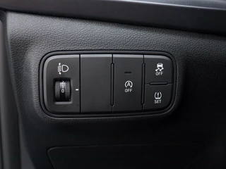 Hyundai Bayon 1.0 T-GDI Comfort Automaat | Twotone | LED | Navigatie / 21