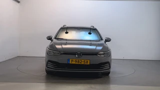 Volkswagen Golf Variant 1.0 TSI 110pk Golf Trekhaak Parkeersensoren Stoelverwarming / 16