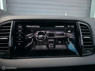 Skoda Karoq 1.5 TSI ACT Sportline / Trekh. / Carplay / Navi / 27