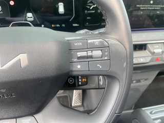 Kia EV9 GT-Line AWD 99.8 kWh | Climate Control | Cruise Control | 7-Zits | Stoelverwarming | Panoramadak | Memory Stoelen | Stoelventilatie | / 17