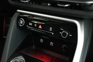Audi Q5 2.0 TFSI 299pk e-hybrid quattro S edition Trekhaak 360Camera Tech-Pro Leder Memory Stoelverwarming Virtual Cockpit Panoramadak Navigatie S-Line / 48