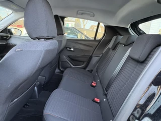 Peugeot 208 1.2T Automaat Active Pack | Company car | Dealeronderhouden | Navigatie | Parkeersensoren | Cruise Control | Weinig kilometers! / 15