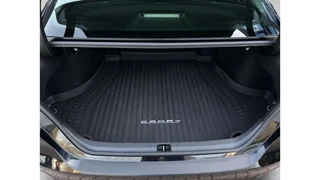 Toyota Camry 2.5 Hybrid Business Edition / 26