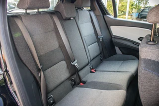 Renault 4 comfort range evolution 52 kWh | Dakrails | Privacy Glass | All Weather Banden | Camera / 19