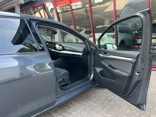 Volkswagen Golf 1.5 eTSI Style  | Carplay | ACC | PDC | Camera | Virtual | Stoel/Stuurverw. | Sfeerverlichting | / 32