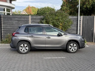 Peugeot 2008 Blue Lion 1.2 PureTech 130PK Navigatie, Parkeersensoren, Trekhaak, Panoramadak, Apple Carplay, Android Auto / 6