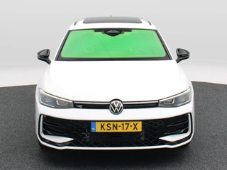 Volkswagen Passat Variant 1.5 eHybrid 272 Pk R-Line | Black Style | Stoel/Stuurverwarming | Panoramadak | 360 Camera | Head Up | Memory | Trekhaak | 19 Inch | 155 Km !! / 5