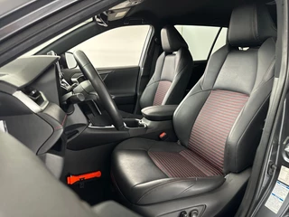 Suzuki Across 2.5 Plug-in Hybrid Style Automaat Trekhaak | 19'' L.M. Velgen | Elektrische achterklep / 19