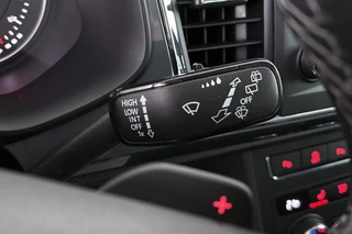 SEAT Ateca 1.5 TSI Style Business Intense Stoelverwarming LED Elektrische Achterklep Camera / 32