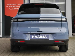 Leapmotor B10 Design ProMax 67.1 kWh | Wltp 434km | 750kg trekgewicht | Stoel en stuur verwarming | 360 graden camera | Lederen bekleding | Panoramadak | Led | Regensensor | Sfeerverlichting | Elektrisch verstelbare voorstoelen / 5