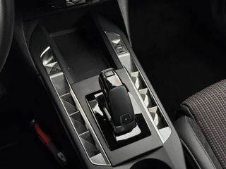 DS DS 3 1.2 PureTech Performance Line  Camera / Navigatie / Keyless / 44