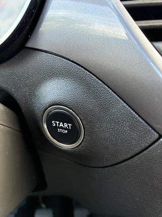 Opel Crossland X 1.2 Turbo 110Pk Innovation | Climate control | Navigatie | Camera | Cruise control | Parkpilot | Elektrisch Pakket | AGR | Trekhaak | LM-Velgen / 38