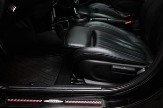 MINI 5-Deurs 2.0 Cooper S Chili Serious Business | PANORAMADAK | HEAD UP | LEDER | STOELVERWARMING | CLIMA / 27