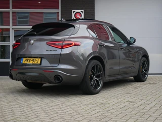 Alfa Romeo Stelvio 2.0 T AWD Veloce Leder| Pano| Sport uitlaat| FULL OPTION / 18