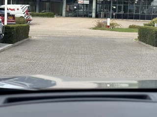 Toyota RAV4 2.5 Plug-in Hybrid AWD BI-TONE PLUS JBL-AUDIO NAVI HEAD-UP BLIND SPOT 360° CAMERA STOEL/STUURVERW EL-KLEP APPLE/ANDROID 1500KG TREKGEW KLASSE 3 ALARM 4S-BANDEN / 31