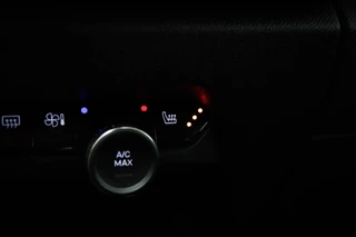 Citroen C4 1.2 Puretech Feel Pack | COLOR GLOSSY BLACK PACK | HALF LEDER | STOELVERWARMING | DAB | CAMERA / 8