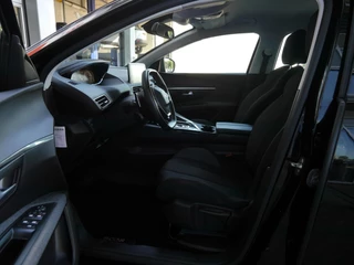 Peugeot 5008 1.2 PureTech Active | Automaat | Trekhaak | 7 zits | Achteruitrijcamera | Parkeersensoren voor | Apple carplay | Climate control | Cruise control | / 8