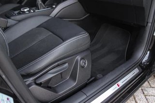Audi Q2 30 TFSI S Edition S-Line | 1e eigenaar | NL auto | 18 inch | LED | Camera | Sport | Cruise control | Sound system | Sfeerverlichting | Stoelverwarming | Climate control | / 17