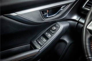 Subaru XV 2.0i e-BOXER Premium  Schuifdak Leder ACC / 28